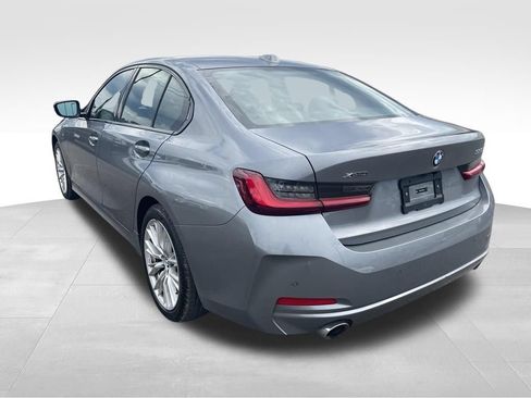 Used 2023 BMW 330i xDrive Sedan w/ Convenience Package AWD/4WD image 17