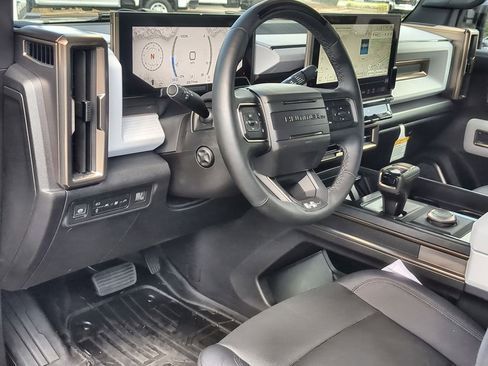 Used 2025 GMC Hummer EV 2X image 10
