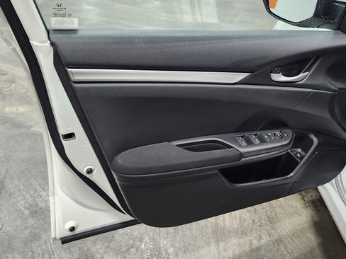 Used 2019 Honda Civic LX image 21