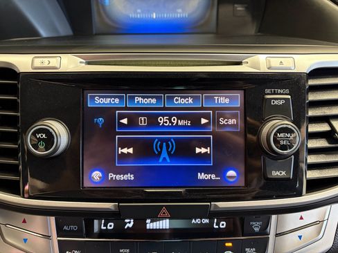 Used 2015 Honda Accord EX-L image 20