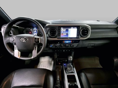 Used 2023 Toyota Tacoma Limited AWD/4WD image 15