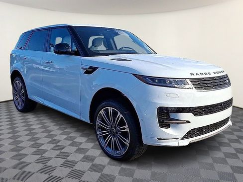 New 2025 Land Rover Range Rover Sport Dynamic SE image 2