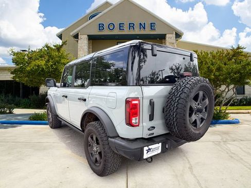 Used 2024 Ford Bronco Black Diamond AWD/4WD image 3