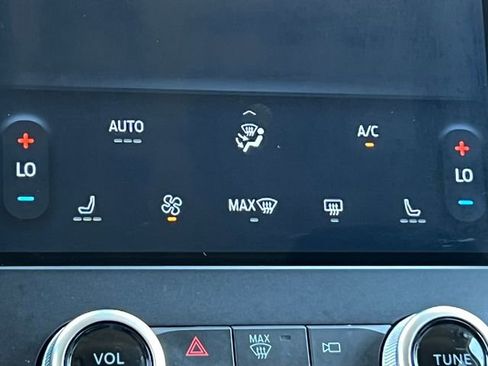 Certified 2023 Ford Edge SEL AWD/4WD image 27