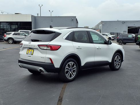 Used 2020 Ford Escape SEL AWD/4WD image 2