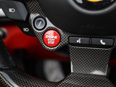 Certified 2019 Ferrari Portofino RWD image 29