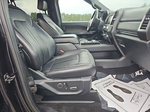 Used 2020 Ford Expedition Limited AWD/4WD image 14