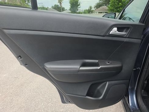 Used 2022 Kia Sportage LX FWD image 12