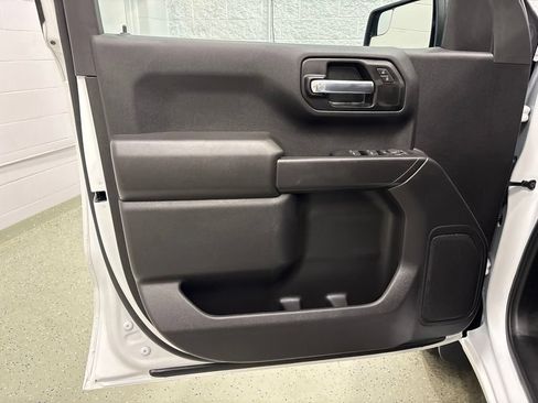 Used 2026 Chevrolet Silverado 1500 Custom AWD/4WD image 16