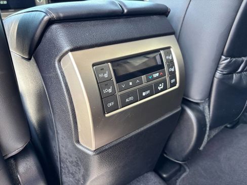 Used 2019 Lexus GX 460 Premium AWD/4WD image 24