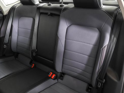 New 2026 Volkswagen Jetta SE FWD image 34