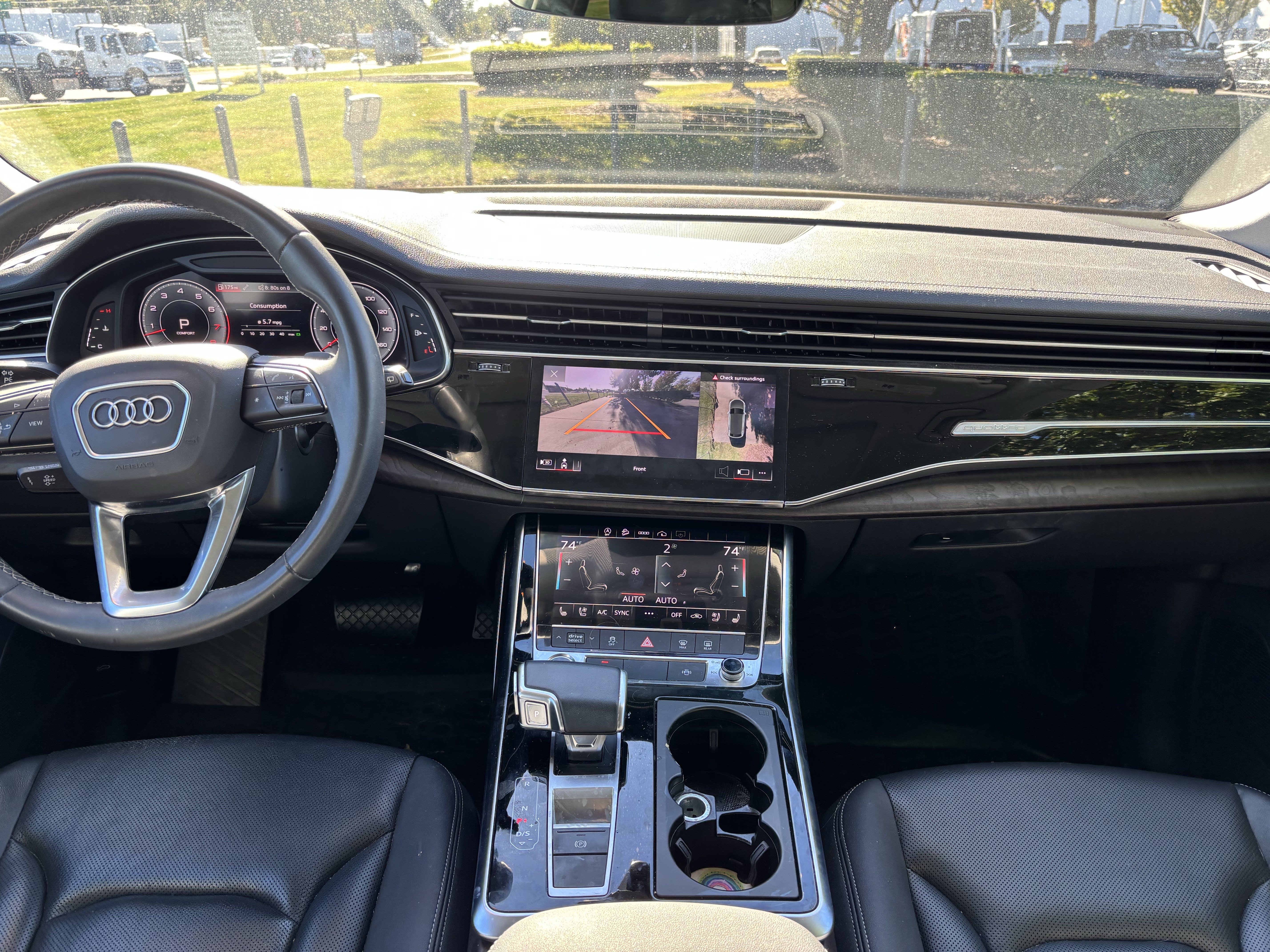 Used 2023 Audi Q8 Premium Plus w/ Premium Plus Package AWD/4WD image 33
