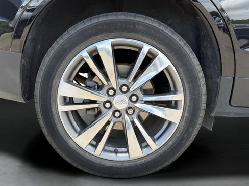 Used 2021 Cadillac XT5 Premium Luxury image 10