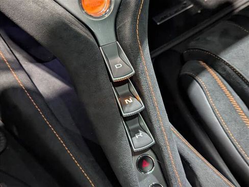 Used 2025 McLaren 750S image 11
