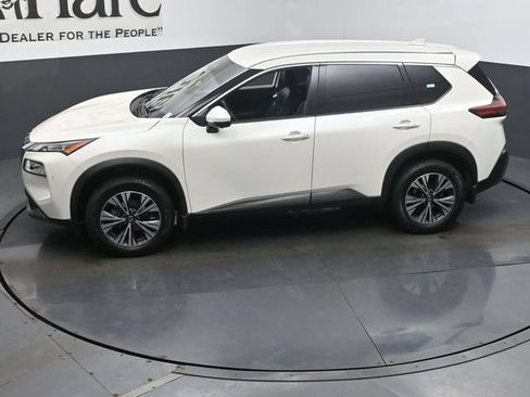 Used 2021 Nissan Rogue SV AWD/4WD image 59