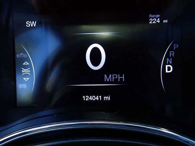 Used 2018 Jeep Grand Cherokee Altitude AWD/4WD image 26