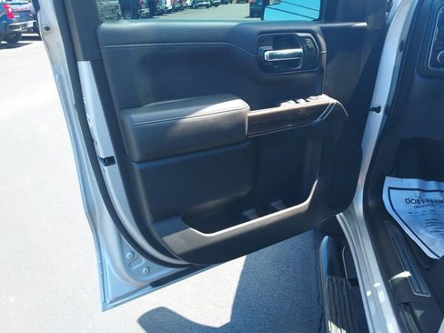 Used 2021 Chevrolet Silverado 1500 LT Trail Boss AWD/4WD image 12