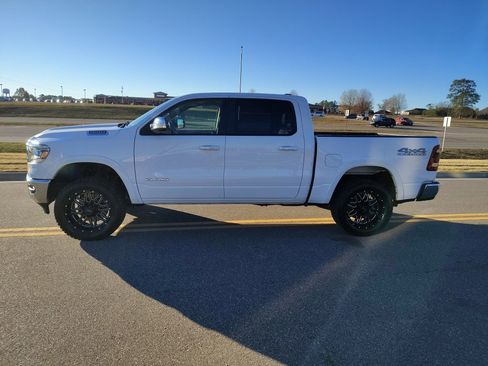 Used 2021 RAM 1500 Laramie w/ Off Road Group image 7
