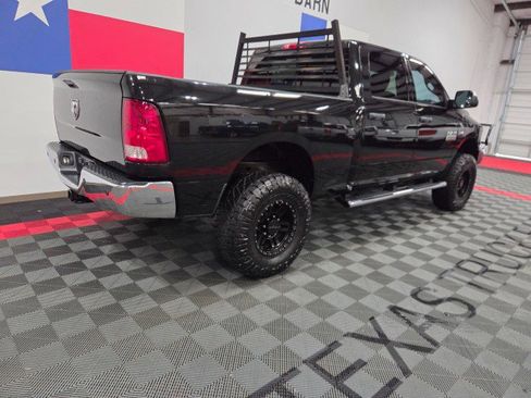 Used 2017 RAM 2500 Tradesman w/ Chrome Appearance Group AWD/4WD image 17