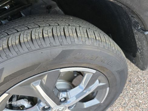 Used 2025 Honda HR-V EX-L image 4