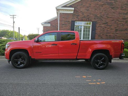 Used 2020 Chevrolet Colorado W/T w/ WT Convenience Package image 2