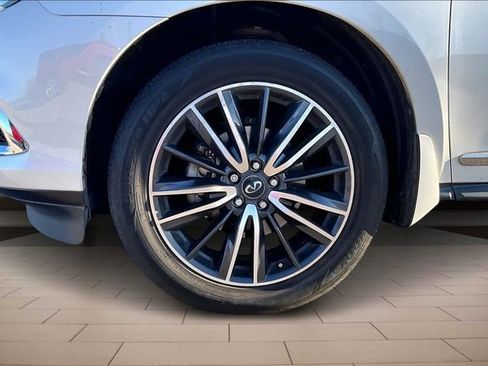 Used 2019 INFINITI QX60 Luxe w/ Sensory Package image 9