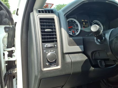Certified 2016 RAM 2500 Tradesman w/ Chrome Appearance Group AWD/4WD image 15