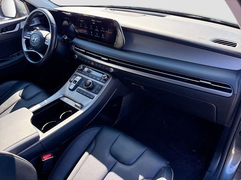 Used 2024 Hyundai Palisade SEL image 32