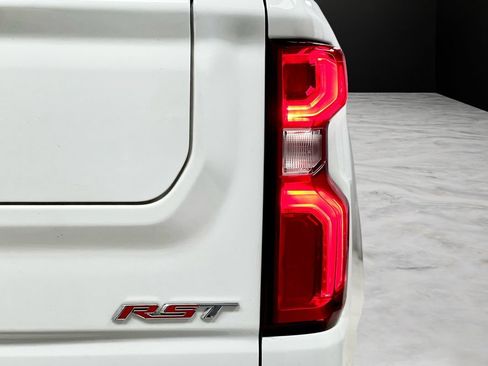 Used 2022 Chevrolet Silverado 1500 RST w/ Protection Package AWD/4WD image 40