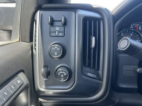 Used 2016 Chevrolet Silverado 2500 LTZ w/ Duramax Plus Package AWD/4WD image 28