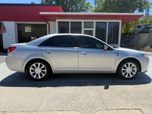Used 2012 Lincoln MKZ AWD image 11