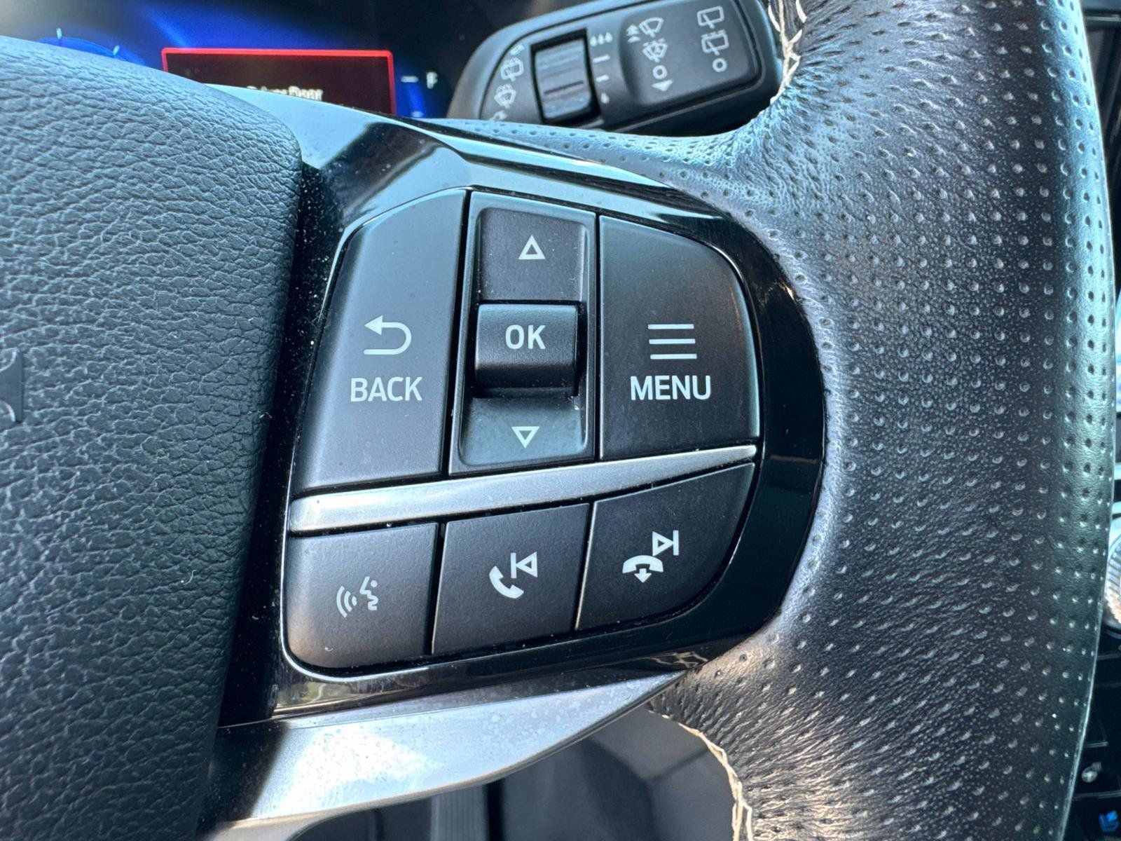 Used 2021 Ford Explorer ST w/ Equipment Group 401A AWD/4WD image 30