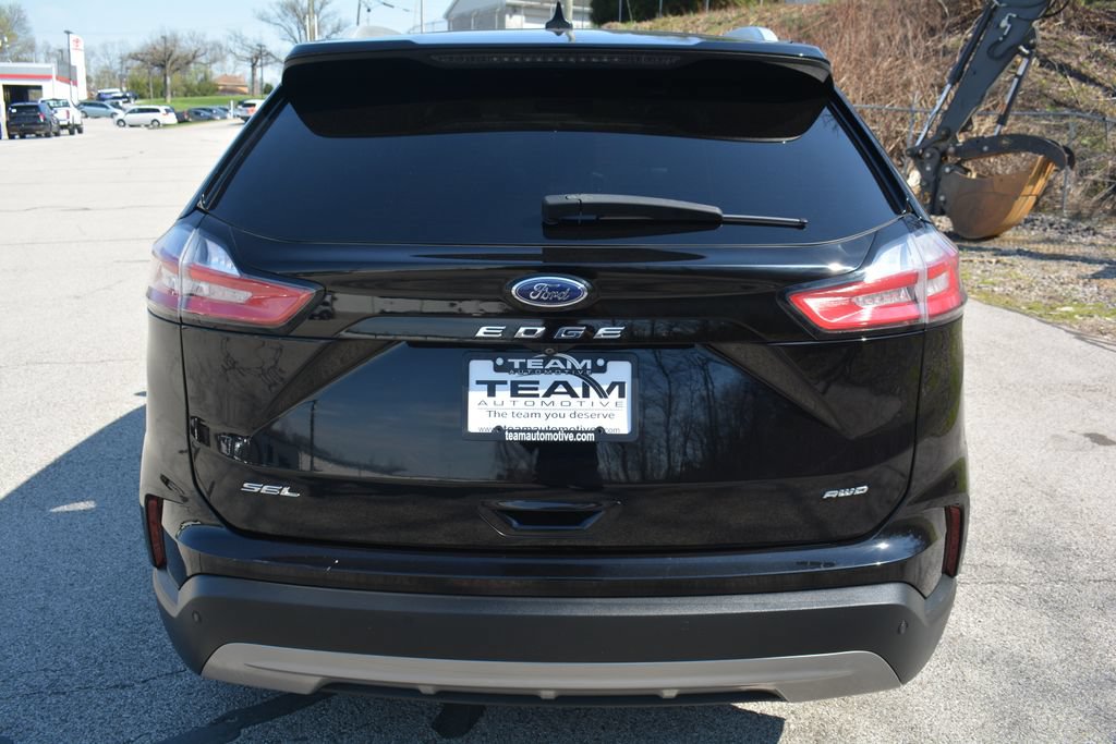 Used 2023 Ford Edge SEL w/ Convenience Package AWD/4WD image 6