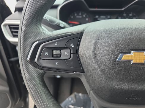 Used 2023 Chevrolet TrailBlazer LS FWD image 15