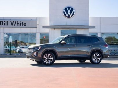 New 2026 Volkswagen Atlas SE
