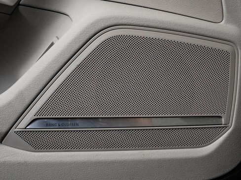 Used 2022 Audi A6 Premium Plus w/ Premium Plus Package image 27