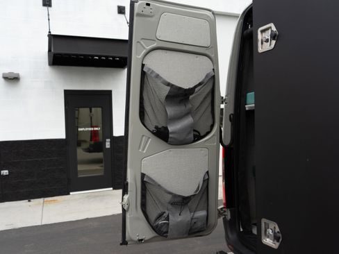 Used 2020 Mercedes-Benz Sprinter 3500 image 81