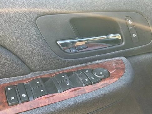 Used 2009 Chevrolet Tahoe 4WD Hybrid image 8