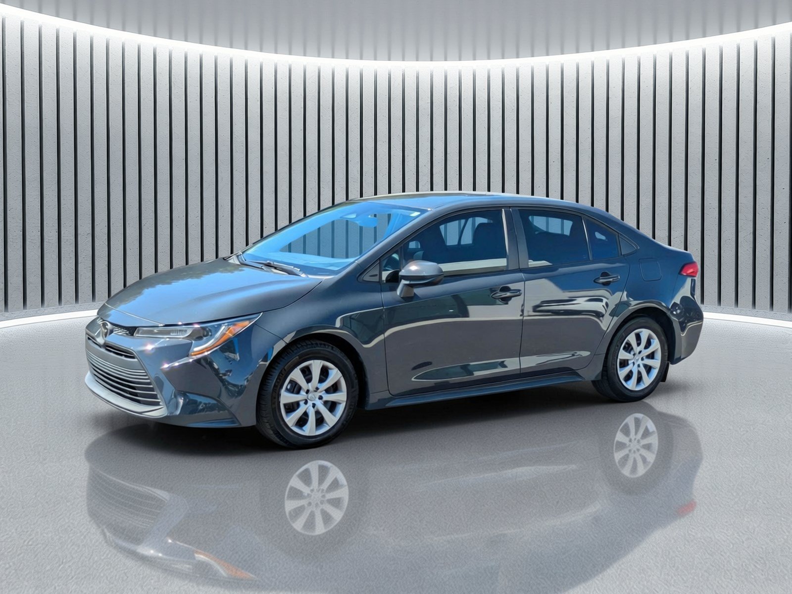 Used 2023 Toyota Corolla LE FWD image 11