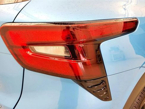 Used 2025 Chevrolet Trax RS w/ Sunroof Package FWD image 15