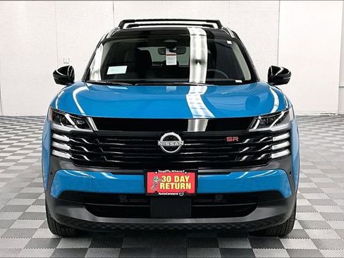 New 2025 Nissan Kicks SR w/ Illumination Package AWD/4WD image 17