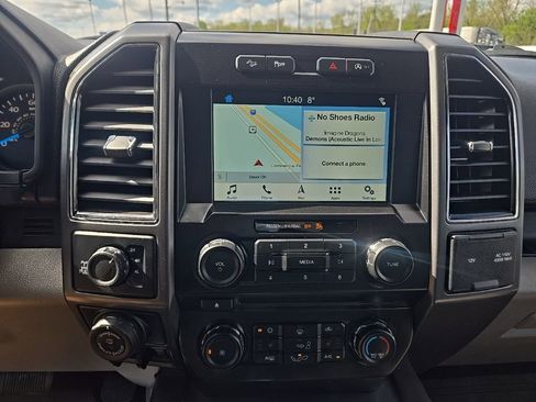 Used 2017 Ford F150 XLT w/ Equipment Group 302A Luxury image 17