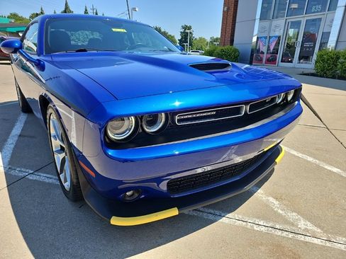 Certified 2022 Dodge Challenger GT RWD image 5