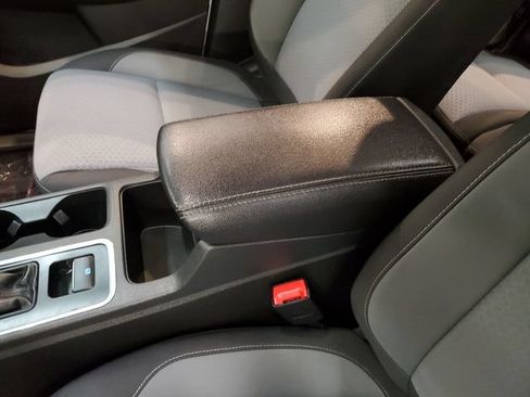 Used 2018 Ford Escape SE AWD/4WD image 27