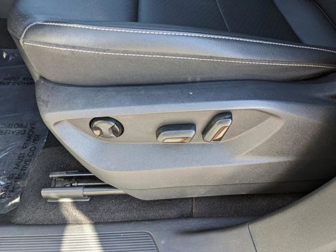 Used 2021 Volkswagen Atlas SE image 19