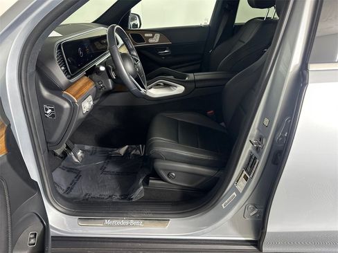 Certified 2025 Mercedes-Benz GLE 350 GLE 350 image 9