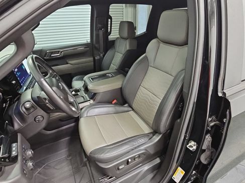 Used 2022 Chevrolet Silverado 1500 ZR2 w/ Technology Package AWD/4WD image 31
