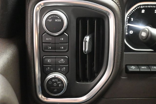 Used 2020 GMC Sierra 2500 Denali w/ Denali Ultimate Package AWD/4WD image 26