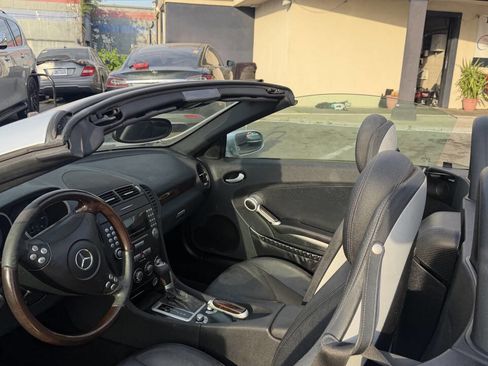 Used 2006 Mercedes-Benz SLK 350 image 21