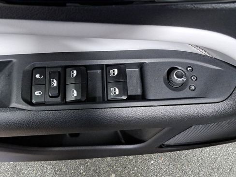 Used 2023 Jeep Compass Limited AWD/4WD image 29